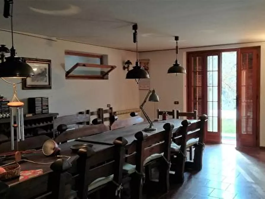 Immagine 13 di Villa in vendita  a Sarzana