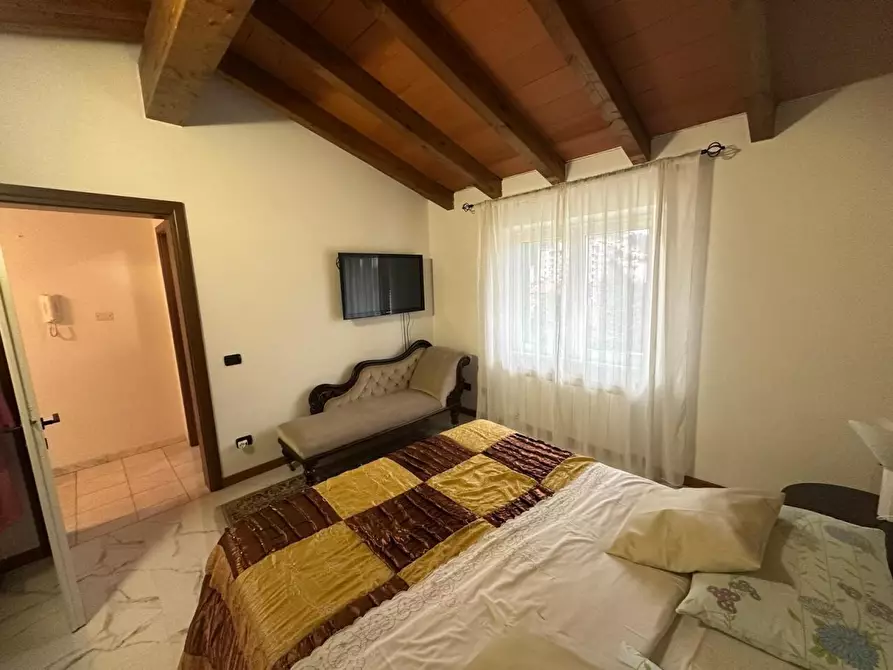 Immagine 25 di Terratetto in vendita  a Carrara