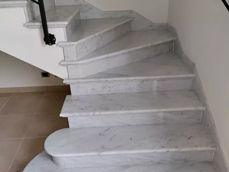 Immagine 29 di Terratetto in vendita  a Castelnuovo Magra