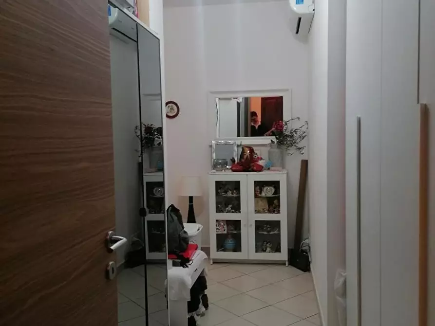 Immagine 13 di Appartamento in vendita  a Carrara