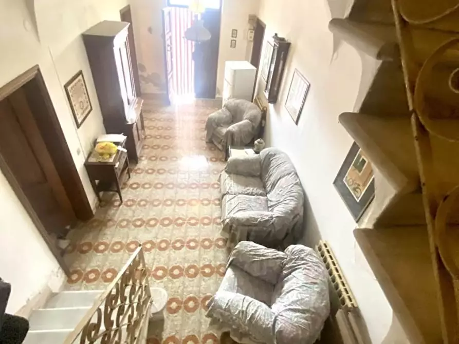 Immagine 2 di Casa indipendente in vendita  a Carrara