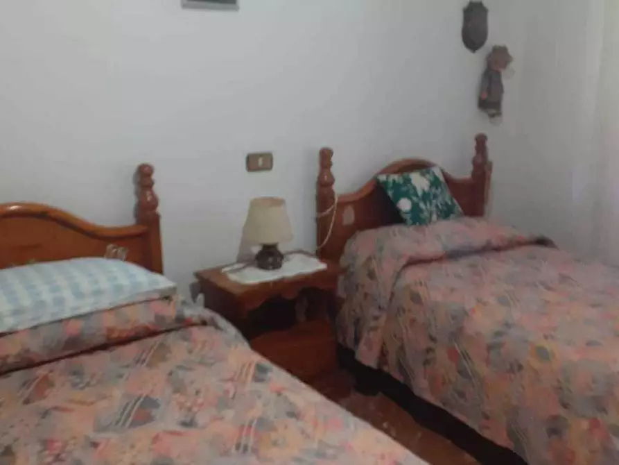 Immagine 18 di Casa semindipendente in vendita  a Carrara