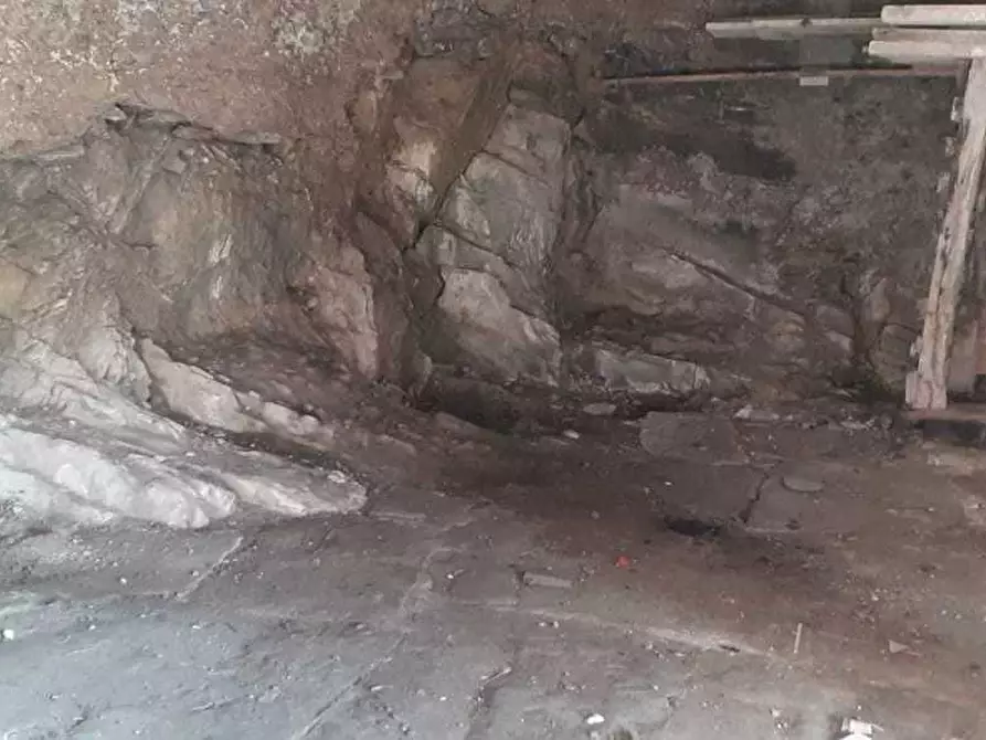 Immagine 28 di Terratetto in vendita  a Ortonovo