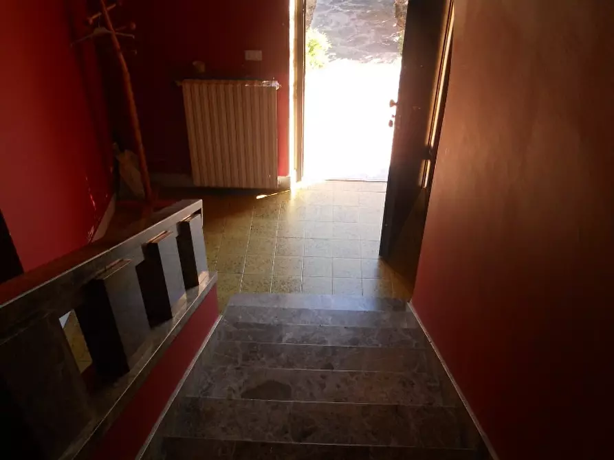 Immagine 26 di Casa indipendente in vendita  a Ortonovo