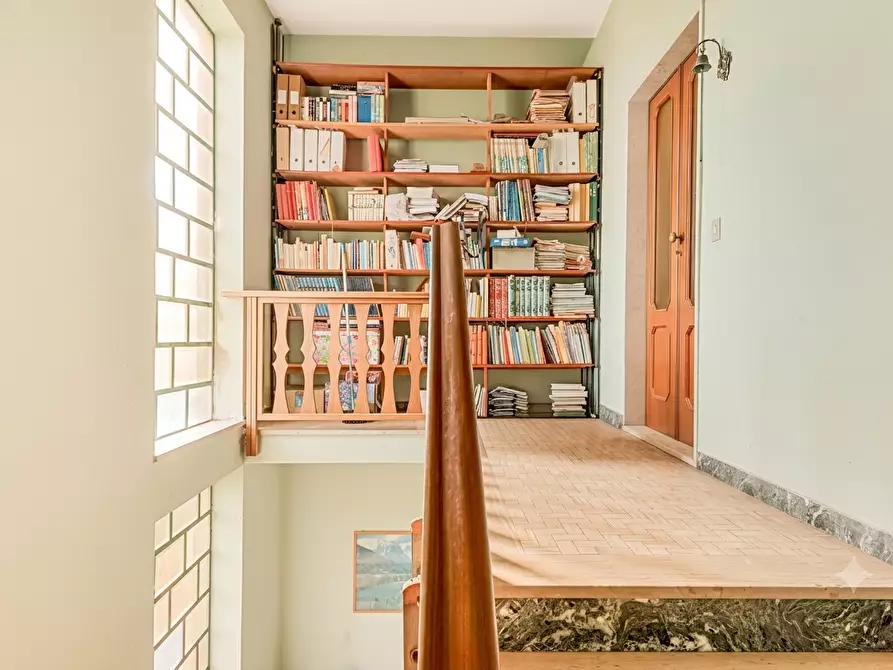 Immagine 4 di Casa indipendente in vendita  a Castelnuovo Magra