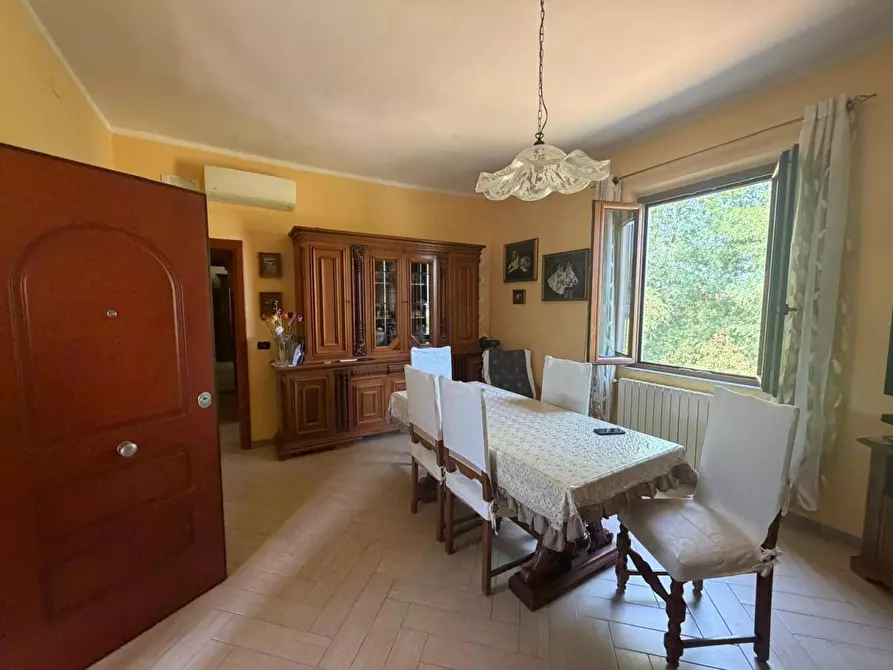 Immagine 6 di Casa semindipendente in vendita  a Castelnuovo Magra