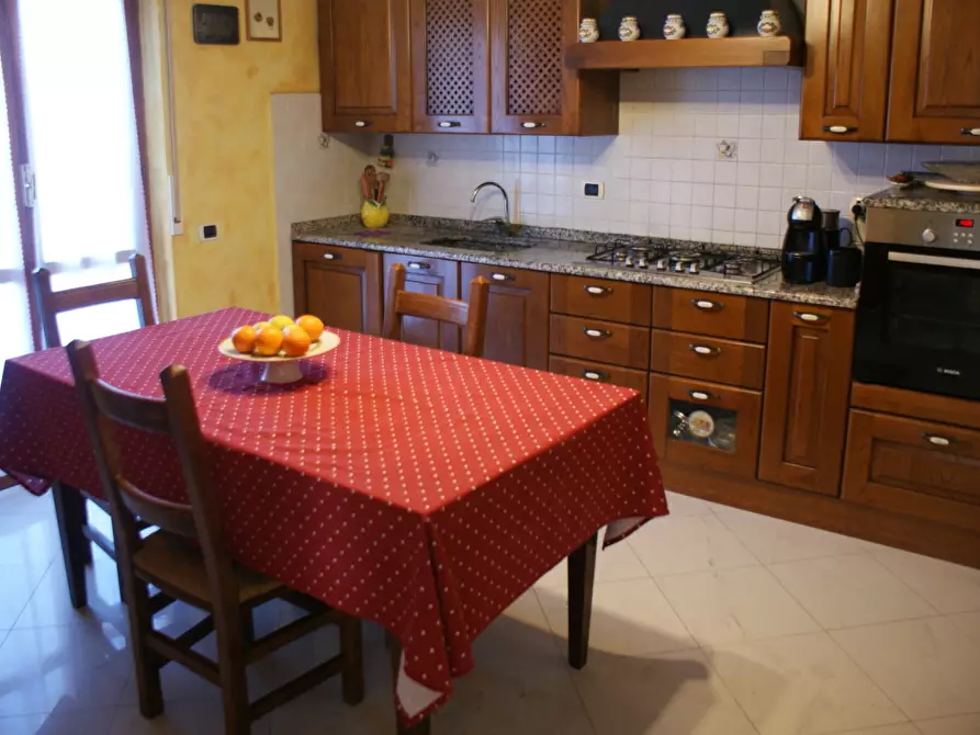 Immagine 14 di Casa indipendente in vendita  a Ortonovo