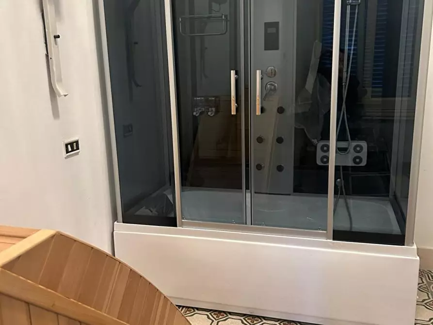 Immagine 56 di Casa indipendente in vendita  a Carrara