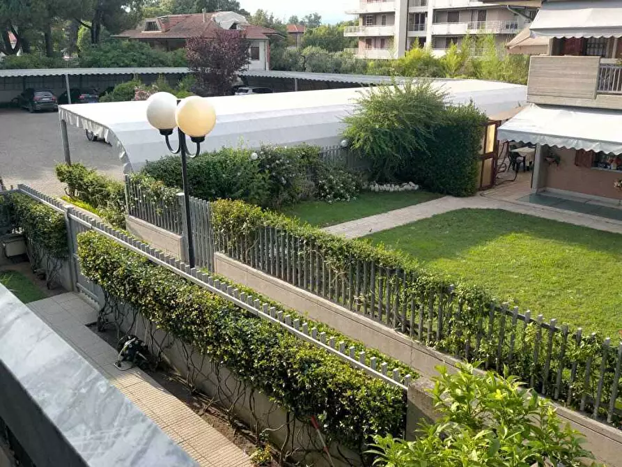 Immagine 23 di Appartamento in vendita  a Carrara