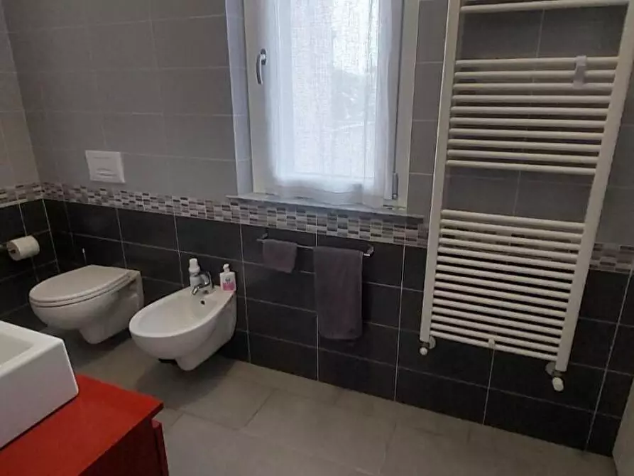 Immagine 16 di Casa semindipendente in vendita  a Sarzana