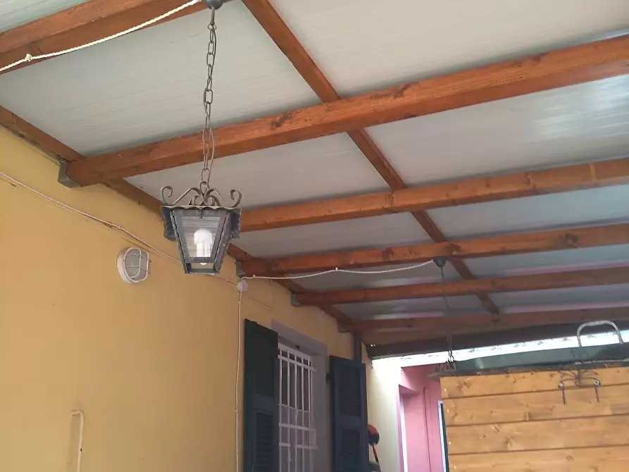 Immagine 25 di Terratetto in vendita  a Castelnuovo Magra