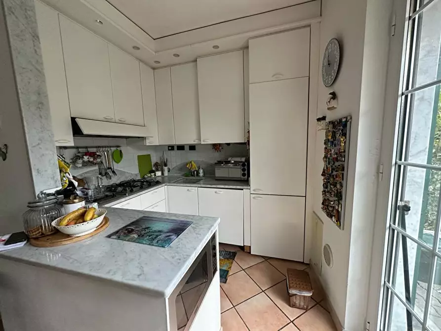 Immagine 7 di Casa semindipendente in vendita  a Ameglia