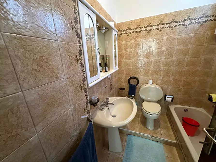 Immagine 23 di Appartamento in vendita  a Ameglia