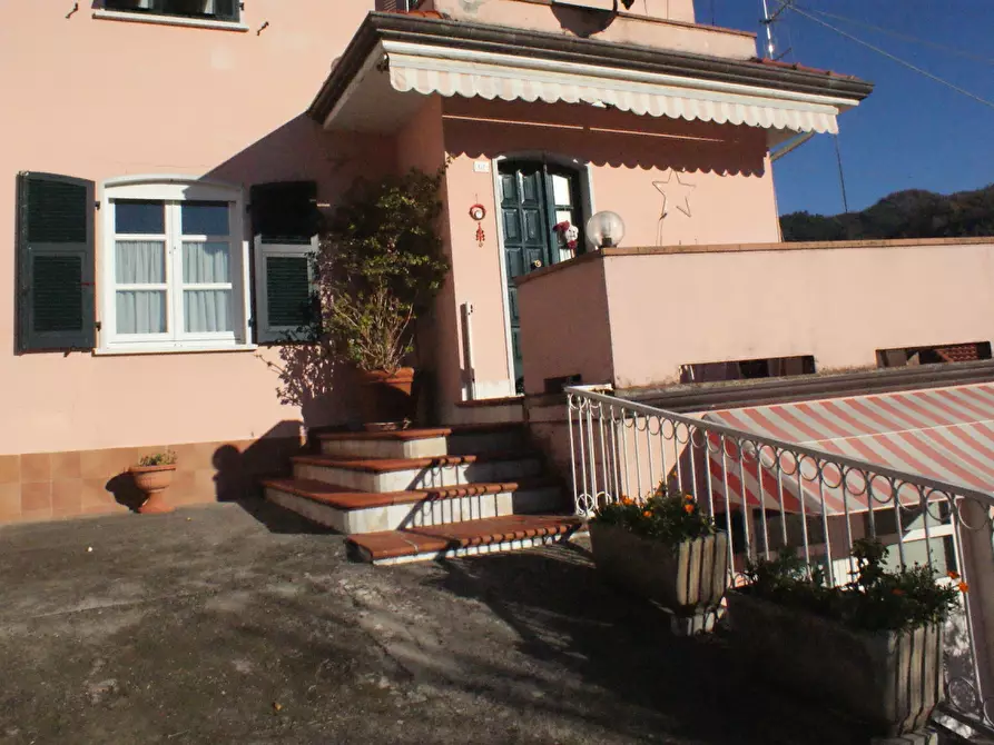 Immagine 30 di Terratetto in vendita  a Ortonovo