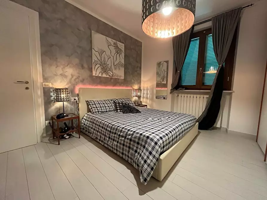 Immagine 13 di Villa in vendita  a Sarzana