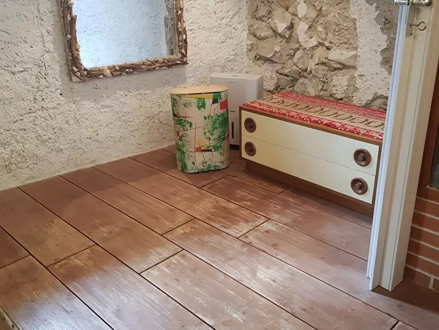 Immagine 17 di Casa indipendente in vendita  a Carrara