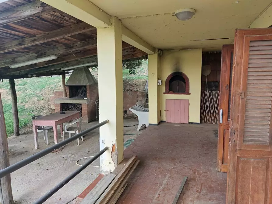 Immagine 11 di Casa semindipendente in vendita  a Castelnuovo Magra