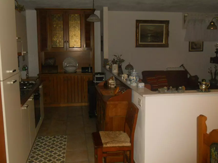 Immagine 47 di Terratetto in vendita  a Ortonovo