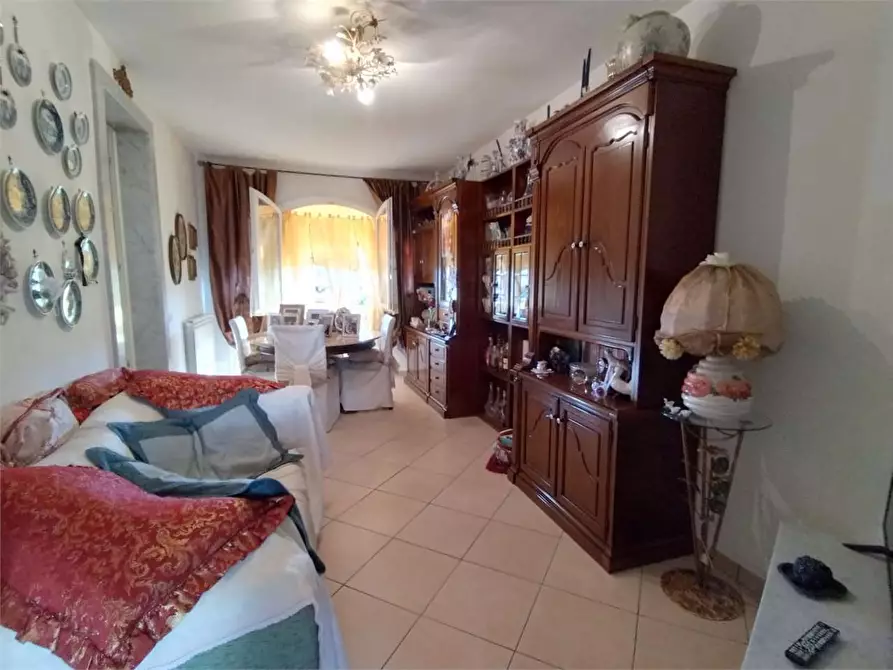 Immagine 5 di Terratetto in vendita  a Castelnuovo Magra