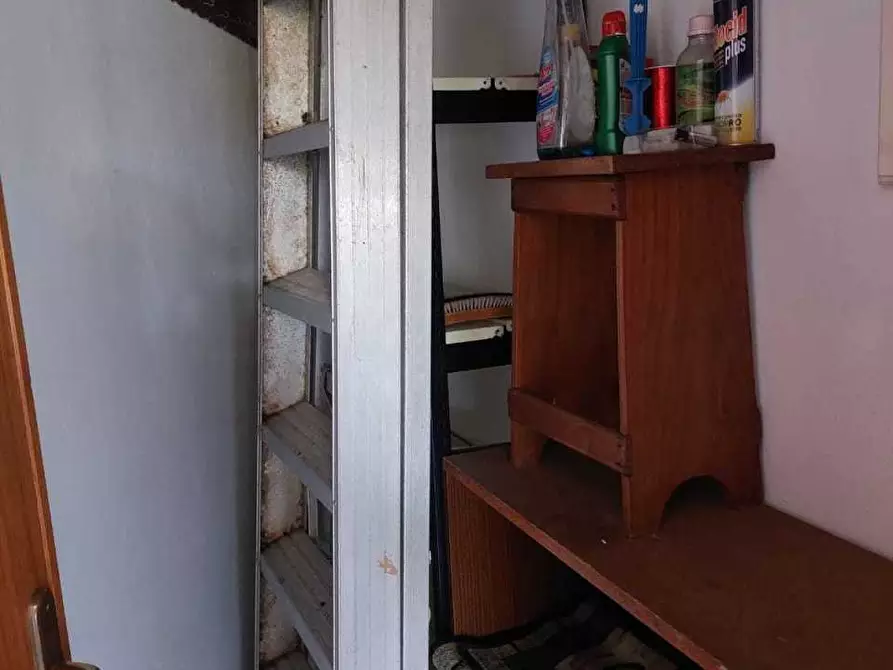 Immagine 16 di Villa in vendita  a Castelnuovo Magra