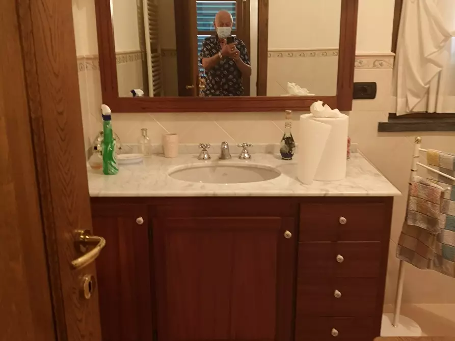 Immagine 22 di Villa in vendita  a Castelnuovo Magra