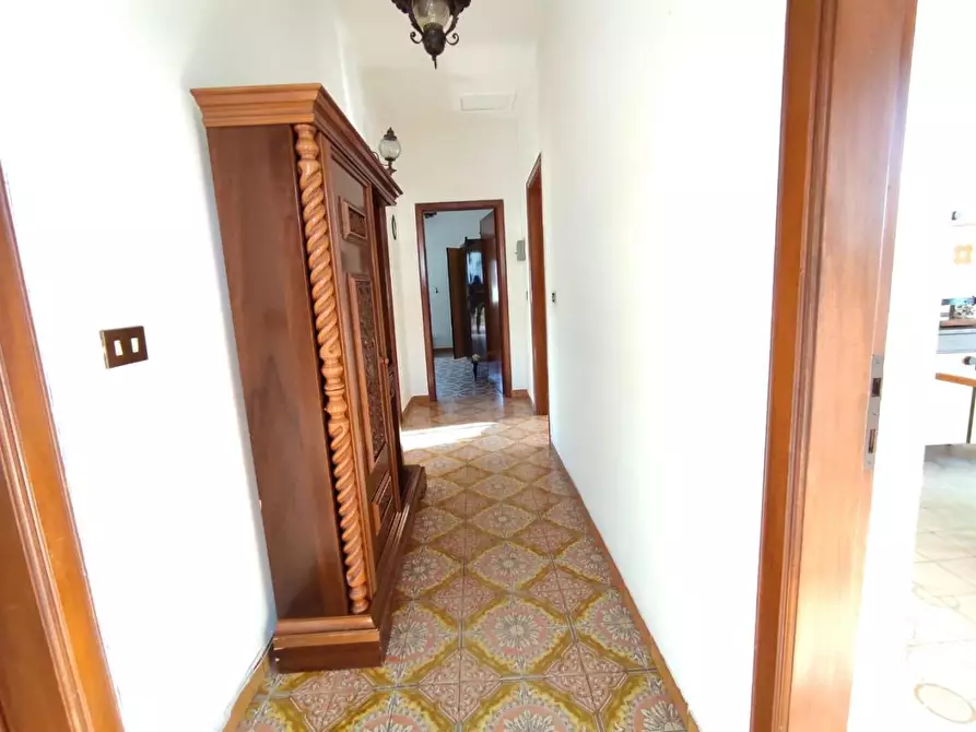 Immagine 14 di Casa semindipendente in vendita  a Ortonovo