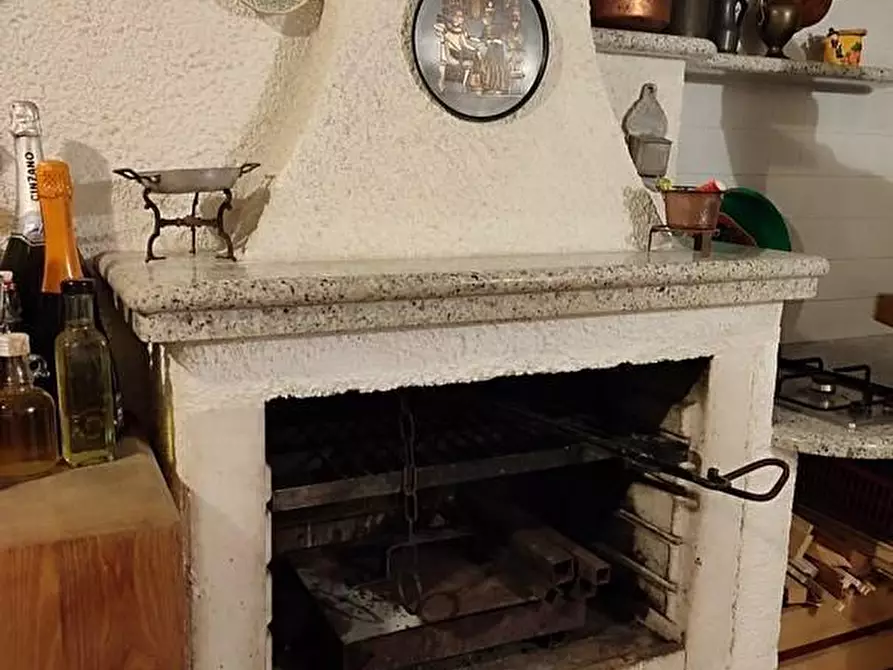 Immagine 27 di Terratetto in vendita  a Ortonovo