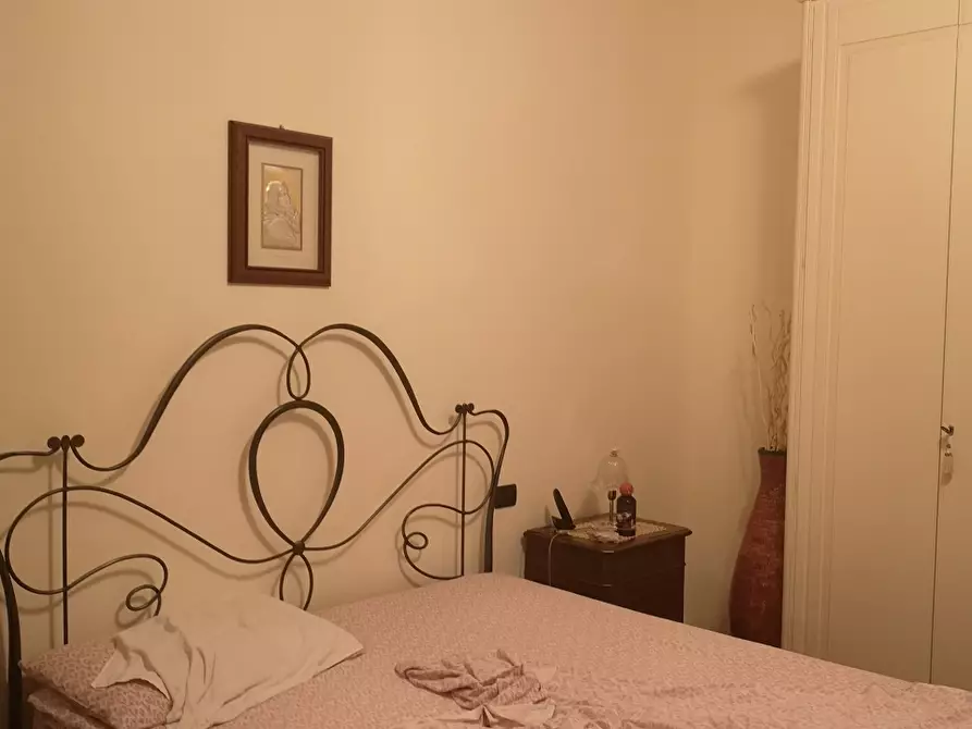 Immagine 26 di Villa in vendita  a Castelnuovo Magra