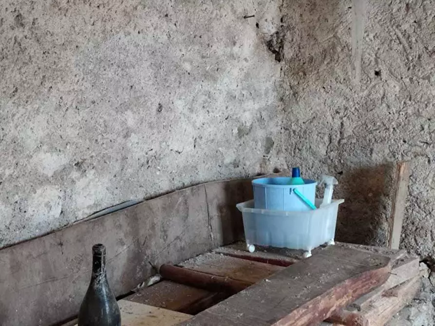 Immagine 11 di Casa indipendente in vendita  a Sarzana