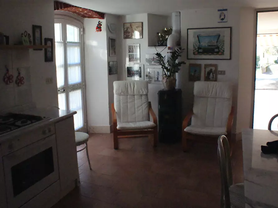 Immagine 14 di Terratetto in vendita  a Ortonovo