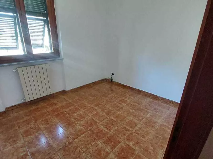 Immagine 8 di Casa semindipendente in vendita  a Ameglia