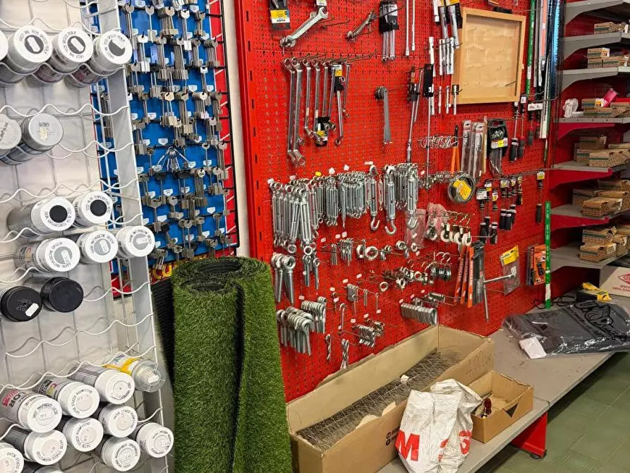 Immagine 12 di Capannone industriale in vendita  a Castelnuovo Magra