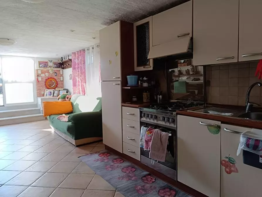 Immagine 30 di Casa semindipendente in vendita  a Ortonovo