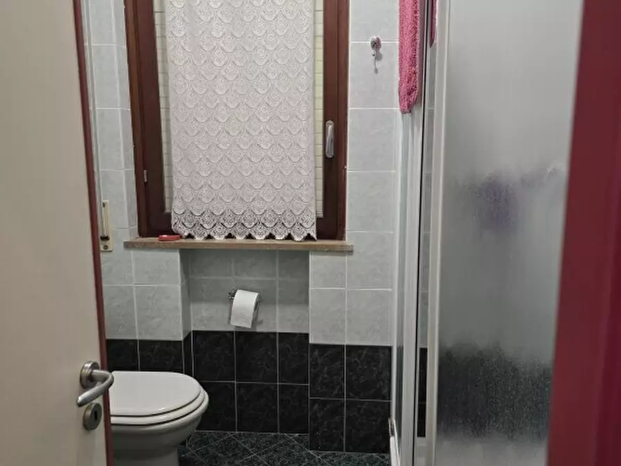 Immagine 17 di Appartamento in vendita  a Sarzana