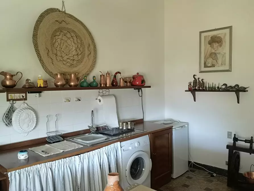 Immagine 50 di Villa in vendita  a Castelnuovo Magra