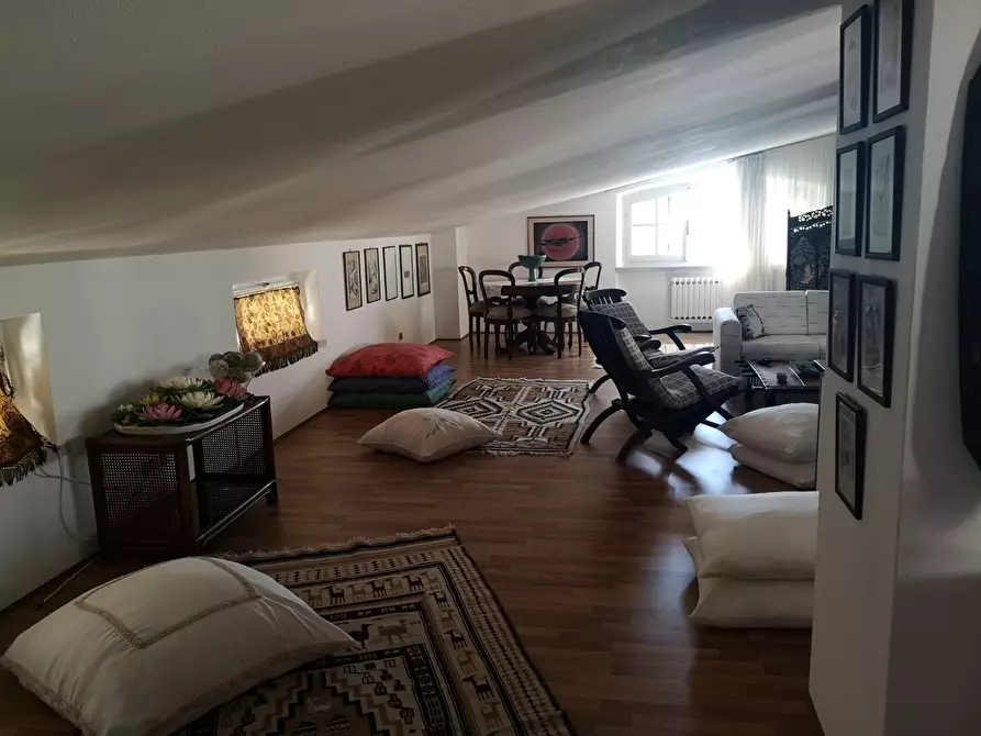 Immagine 35 di Villa in vendita  a Castelnuovo Magra