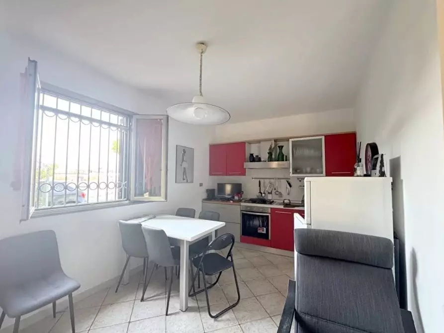 Immagine 9 di Villa in vendita  a Viareggio