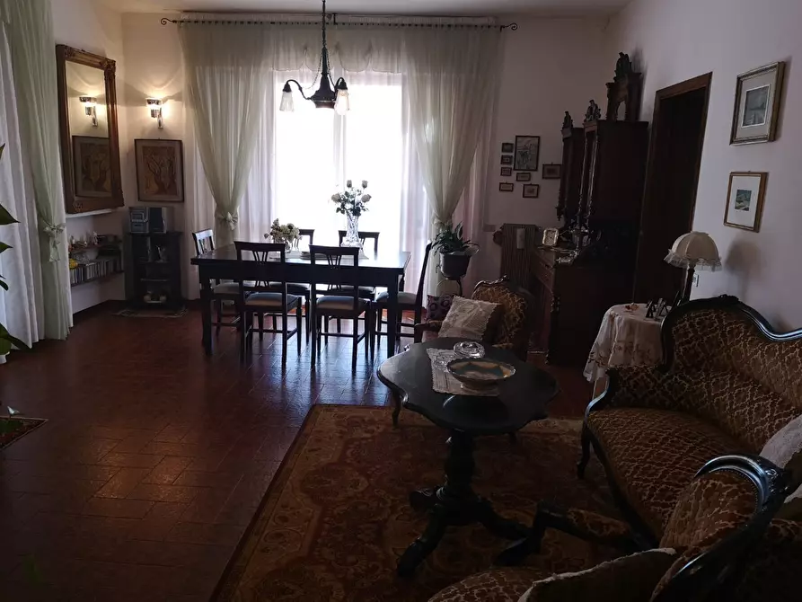 Immagine 43 di Casa semindipendente in vendita  a Ortonovo