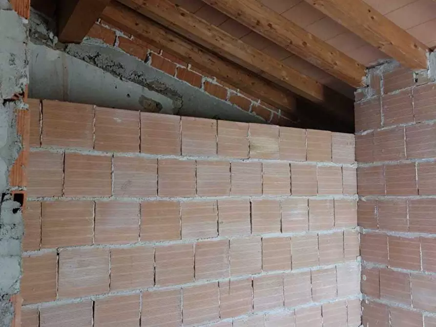 Immagine 19 di Terratetto in vendita  a Castelnuovo Magra