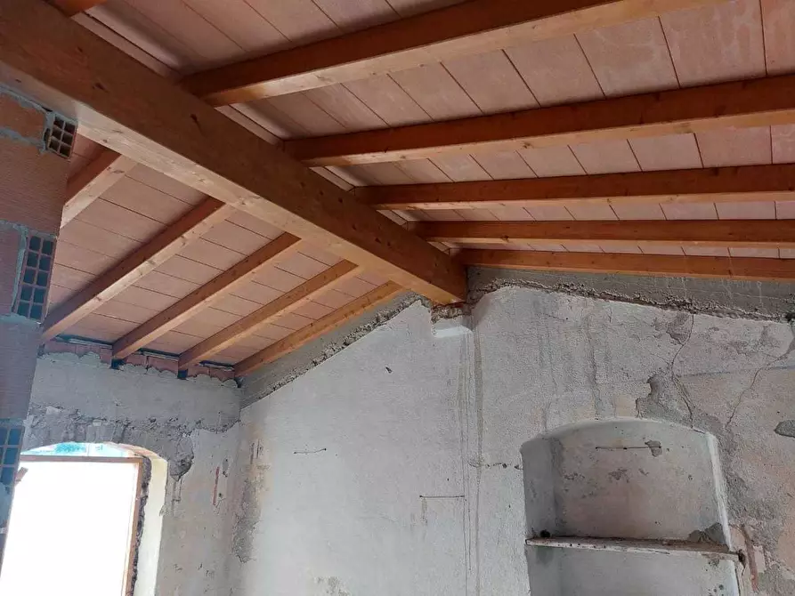 Immagine 24 di Terratetto in vendita  a Castelnuovo Magra