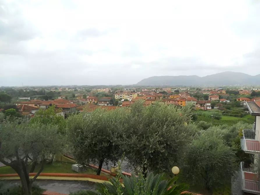 Immagine 19 di Villa in vendita  a Castelnuovo Magra