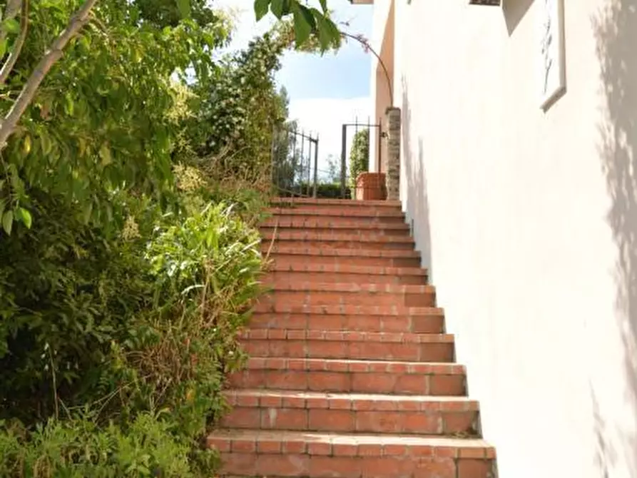 Immagine 23 di Villa in vendita  a Castelnuovo Magra