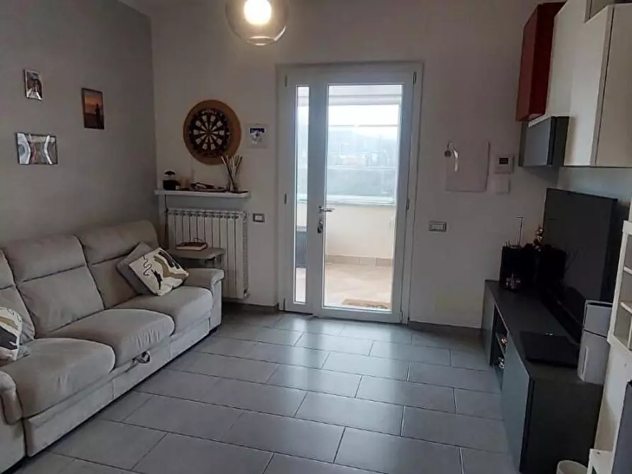 Immagine 5 di Casa semindipendente in vendita  a Sarzana