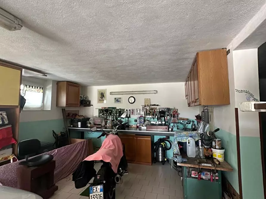 Immagine 47 di Casa indipendente in vendita  a Castelnuovo Magra