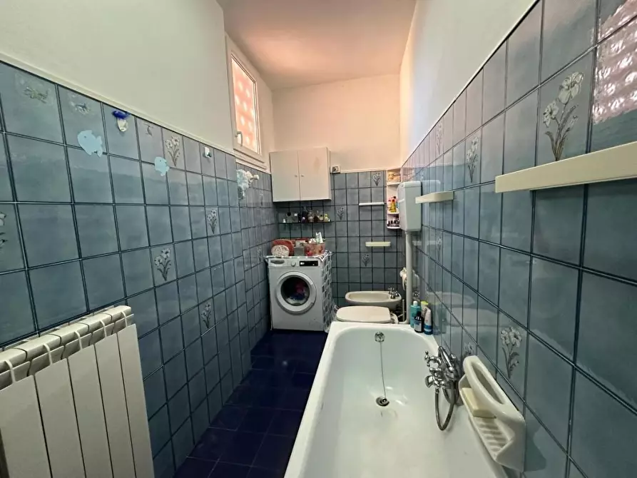 Immagine 7 di Appartamento in vendita  a Ortonovo