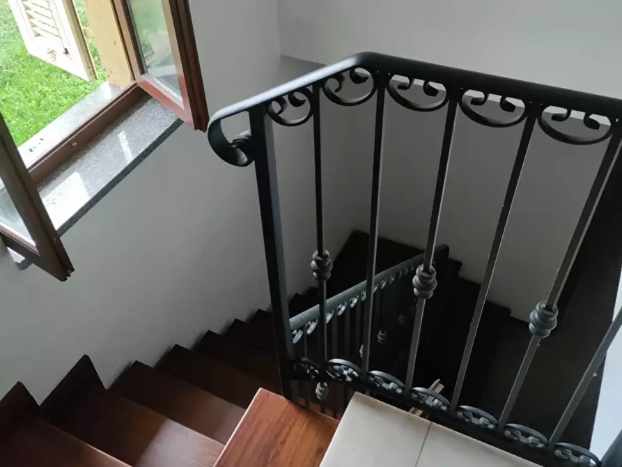 Immagine 37 di Terratetto in vendita  a Castelnuovo Magra