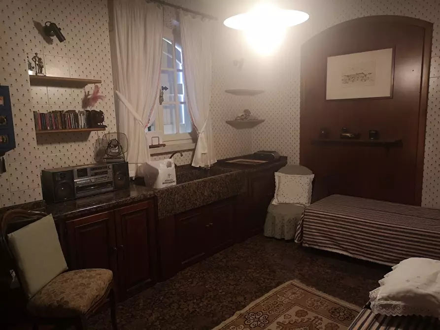 Immagine 23 di Villa in vendita  a Castelnuovo Magra