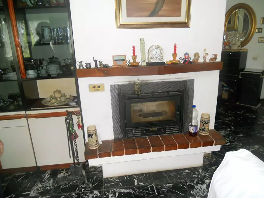 Immagine 20 di Villa in vendita  a Castelnuovo Magra