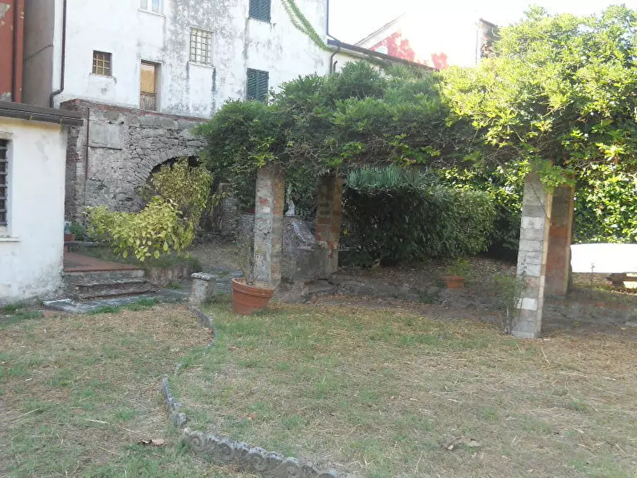 Immagine 76 di Casa colonica in vendita  a Castelnuovo Magra