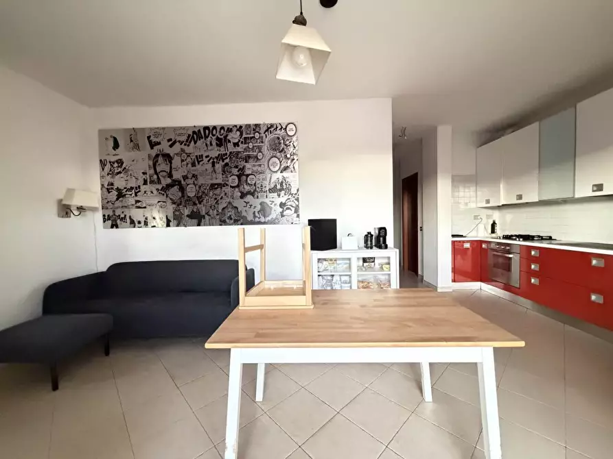 Immagine 10 di Appartamento in vendita  a Sarzana